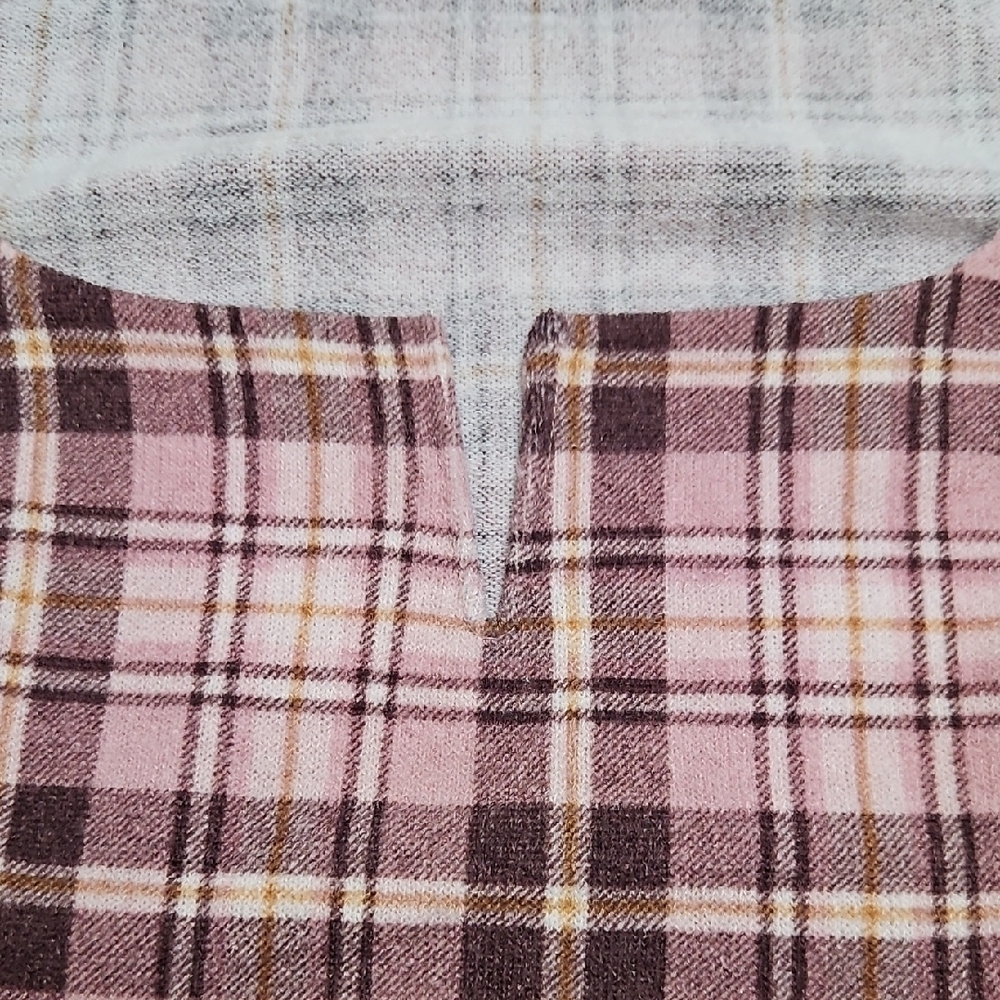 Two-Piece Set - Picture 3 of 3
